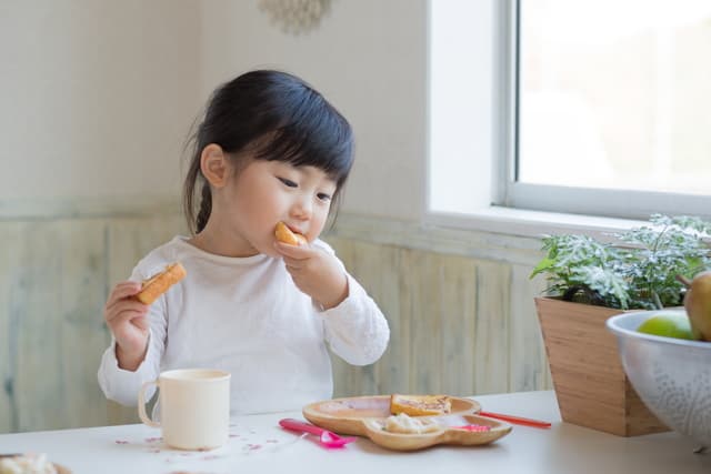 食べるお菓子の種類に気を付ける